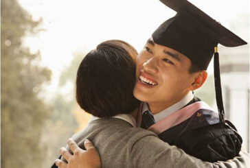 Shop with Citi Credit Card to reward your graduates with a special gift