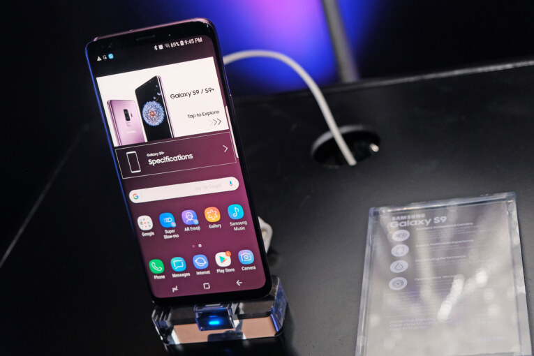 Samsung Galaxy S9 and S9+ now available!