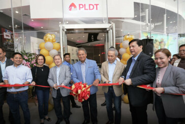 First PLDT-Smart store now opens in BGC