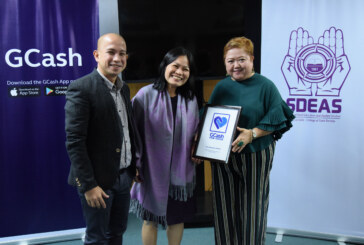 GCash for Good lends an ear to the needs of deaf students