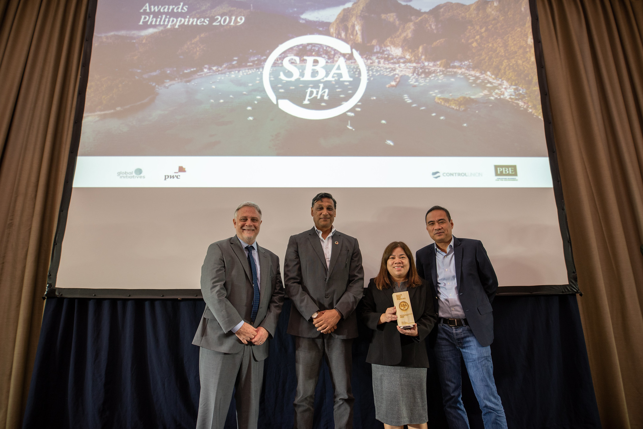 Ericsson grabs two awards at the Sustainable Business Awards Philippines 2019