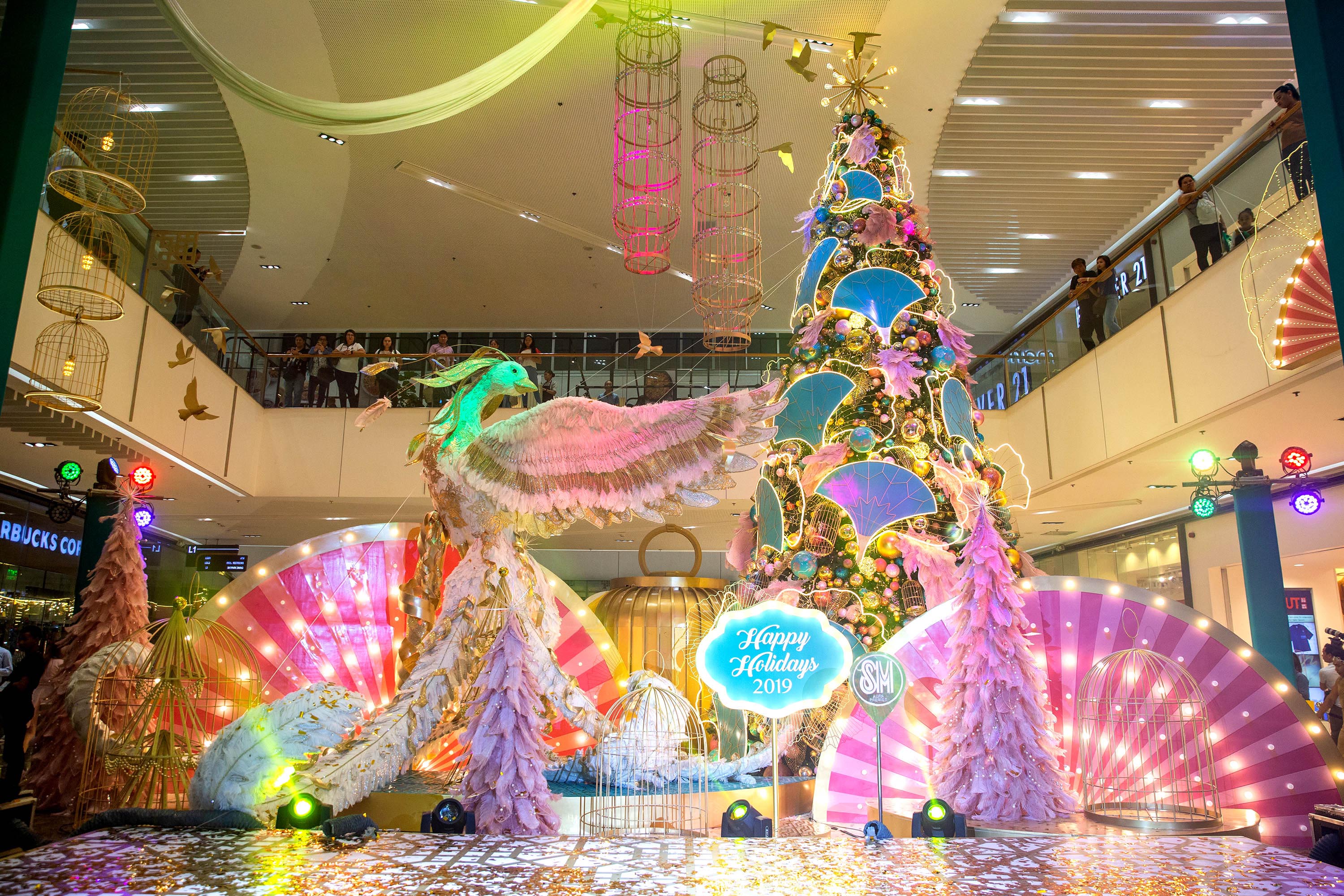 SM Aura celebrates the holiday season in festive splendour