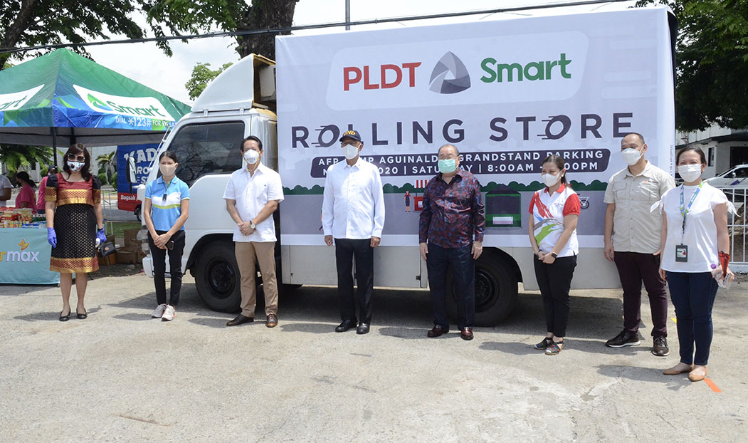 PLDT-Smart Rolling Store 1
