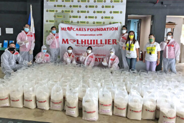 M Lhuillier donates sacks of rice to COVID-19 patients isolated in NOAH Complex