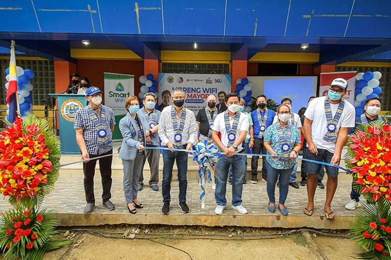 Smart inks partnership with LGU Lapu-Lapu for “Smart Barangay Connect”