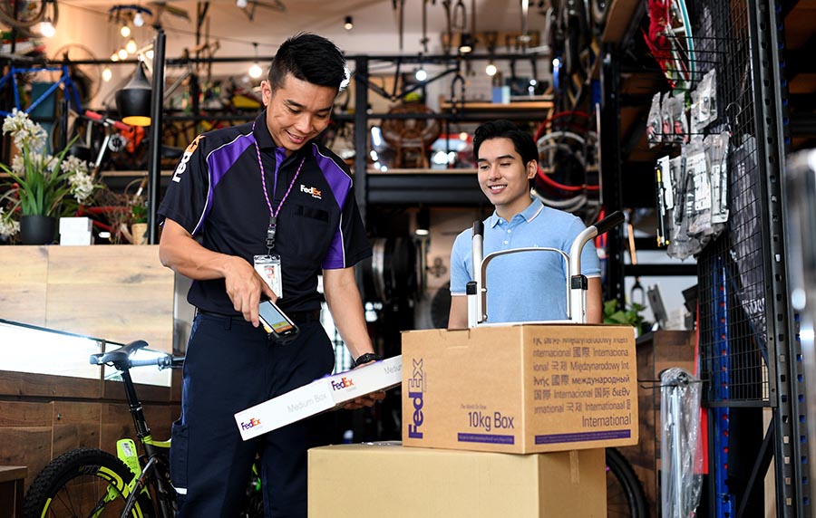 Ready! Flex! Ship! FedEx Bolsters Capabilities in AMEA  to Power Holiday Shipping