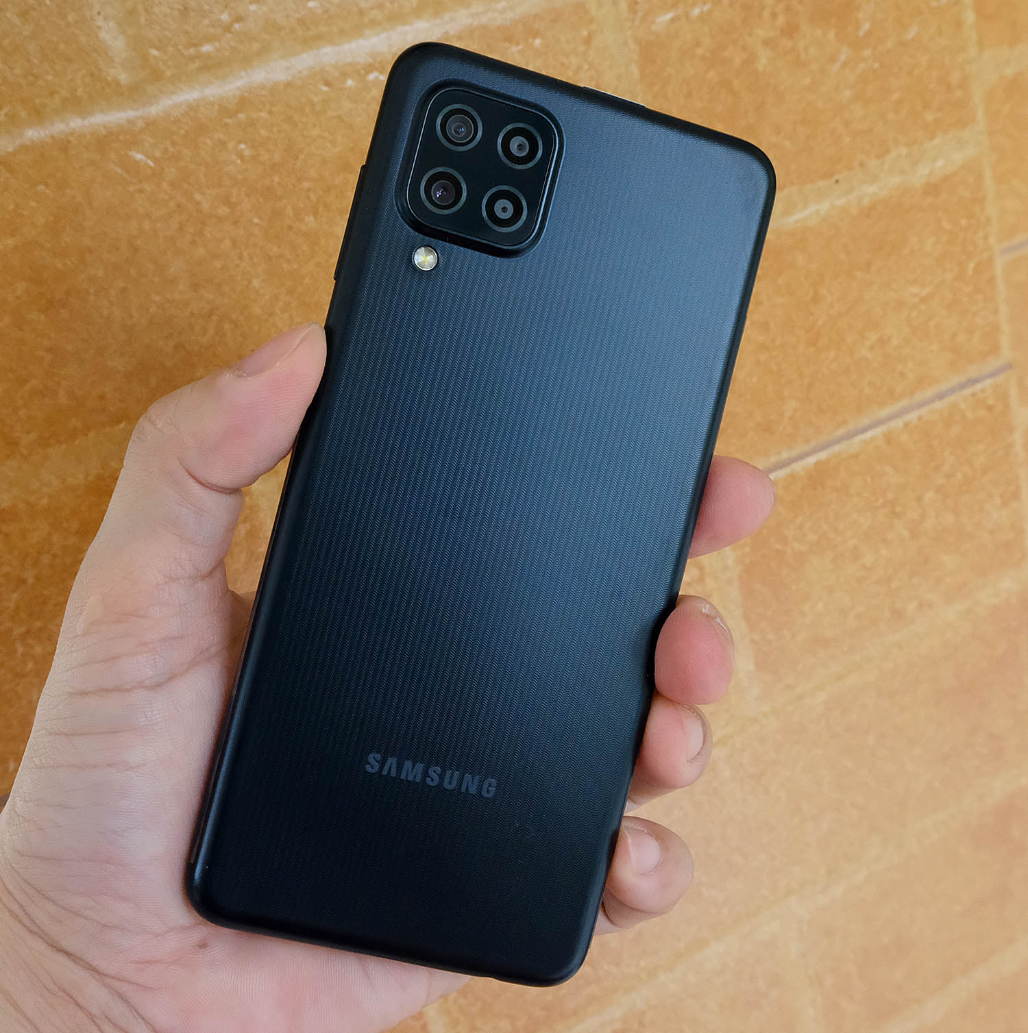 Samsung Galaxy M22 -  External Reviews