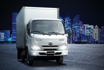 Drive easy with the new Hino 300 fully automatic truck