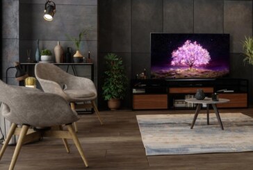 Get a One of a Kind Immersive Experience With LG’s OLED TV