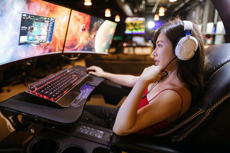 Be fearlessly #GToPlay with GCash on these online spaces and collectives made for and by Filipina gamers
