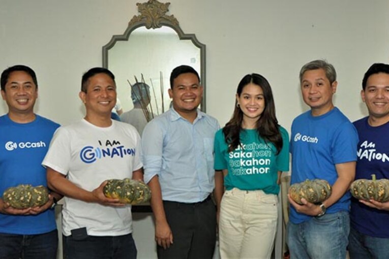 GCash, Sakahon kick off first-of-its-kind financial literacy roadshow for local farmers