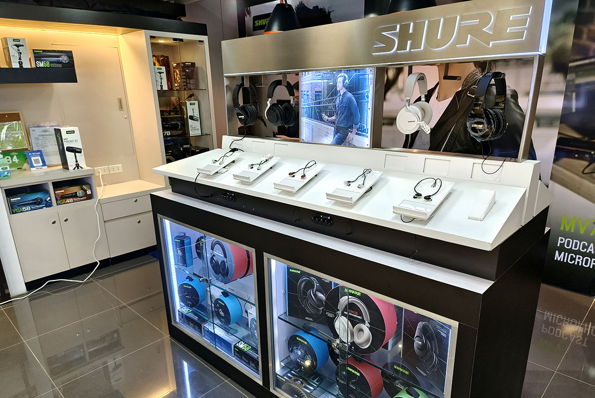 Shure officially opens South East Asia’s first flagship store in the Philippines