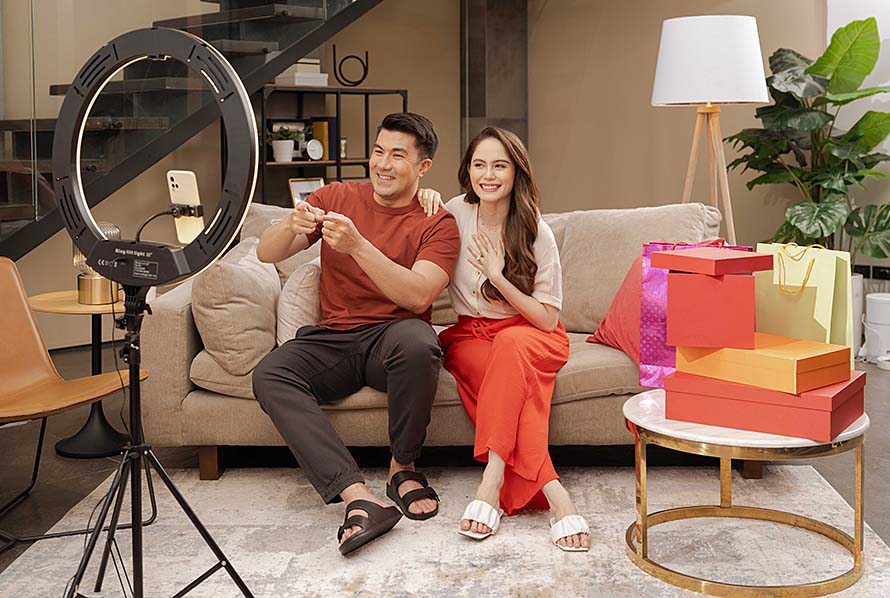 Watch Lucky and Jessy Manzano in this new PLDT Home video