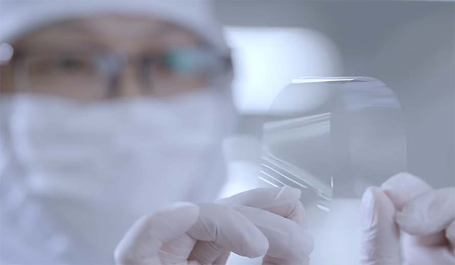Inside Samsung’s Ultra Thin Glass Innovation