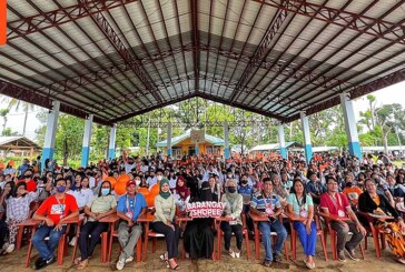 Shopee granted a teacher’s wish of providing school chairs to over a thousand students in Palawan