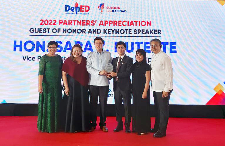 CitySavings gets recognition anew from DepEd for Teacher Care Initiatives