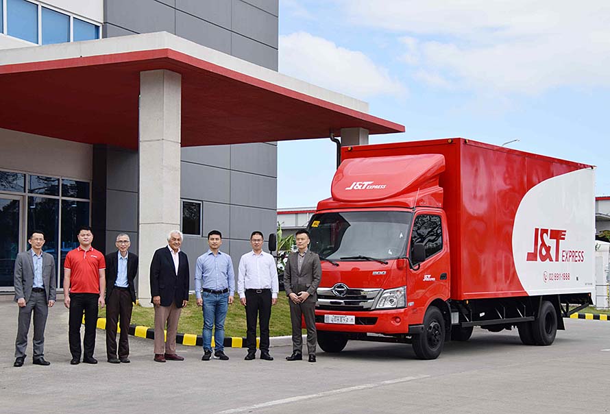 Hino Motors Philippines and J&T Express team up for fleet expansion