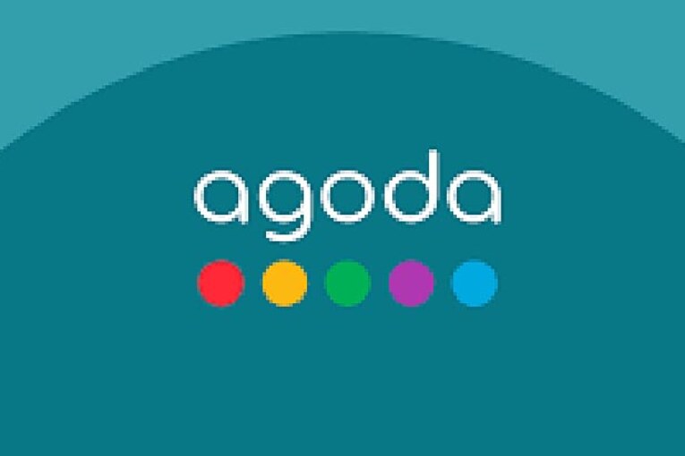 Singapore hoteliers in ‘Paradise’: Agoda data shows massive surge in demand around Coldplay concert dates