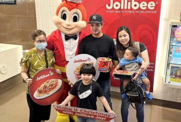 Jollibee Is Spreading Holiday Cheer in Metro Manila With The Festive Jolly Snaps Christmas Activity