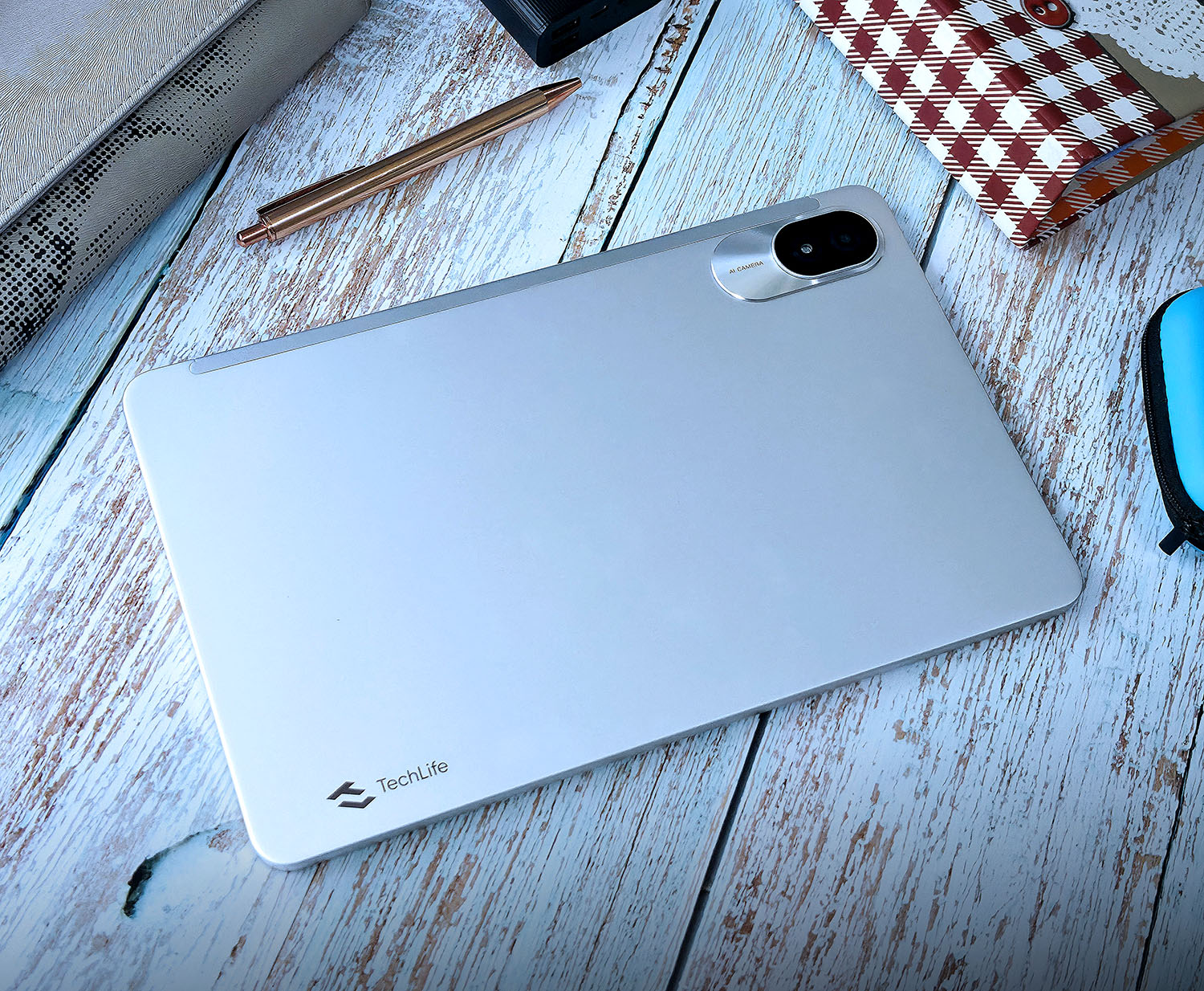 Review: TechLife Pad Plus 12″ (8GB+256GB) – A Large-Screen Tablet for Work, Play, and Everything In Between