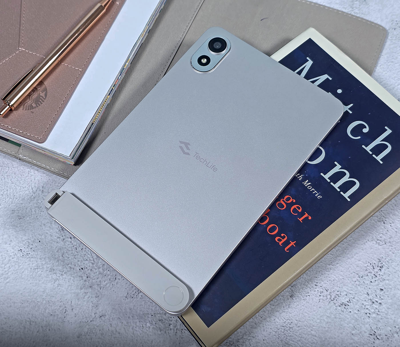 Review: TechLife Pad Lite 8” – A Budget-Friendly, Portable Tablet Packed with Practical Features